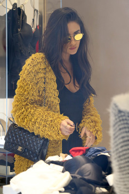 Shay Mitchell pic #807377