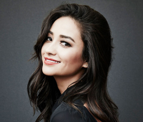 photo 11 in Shay Mitchell gallery [id791000] 2015-08-17 00:00:00
