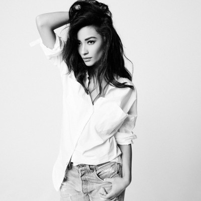 Shay Mitchell pic #755042