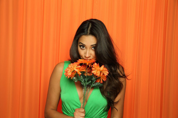 Shay Mitchell pic #796217