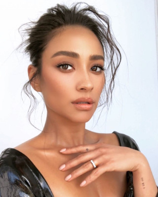 photo 9 in Shay Mitchell gallery [id1054643] 2018-07-30 00:00:00