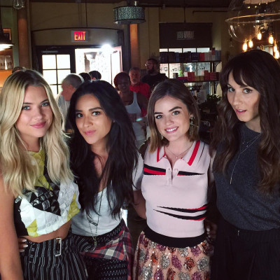 Shay Mitchell pic #805011