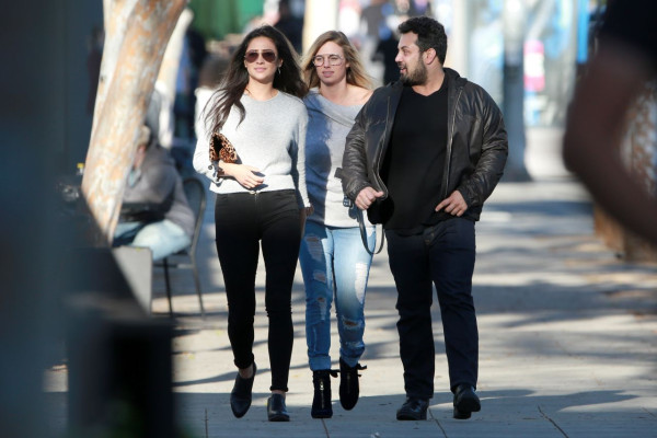 Shay Mitchell pic #914657