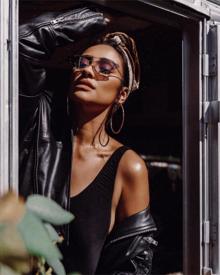 Shay Mitchell pic #1063373