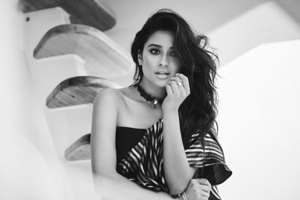 Shay Mitchell pic #932391