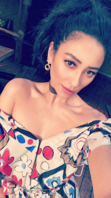 Shay Mitchell pic #903598
