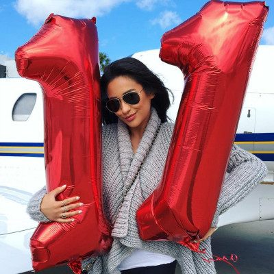 Shay Mitchell pic #857757
