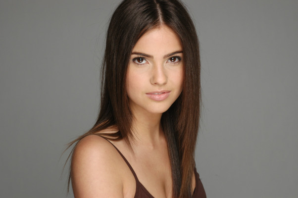 Shelley Hennig pic #499043