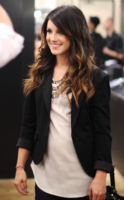 Shenae Grimes pic #511266