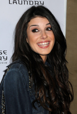 Shenae Grimes pic #472430