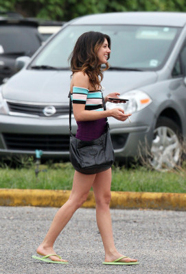 Shenae Grimes pic #497272