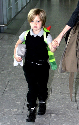 photo 26 in Shiloh Nouvel Jolie-Pitt gallery [id295872] 2010-10-18 00:00:00