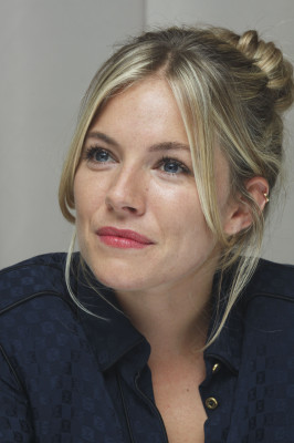 Sienna Miller pic #392794