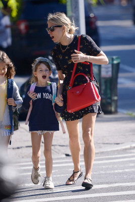 Sienna Miller pic #1143235