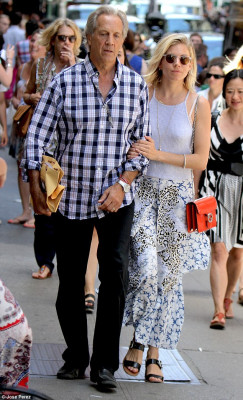 Sienna Miller pic #788168