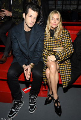 Sienna Miller pic #1114075