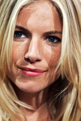Sienna Miller pic #185205