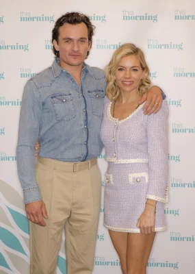 Sienna Miller pic #1302277