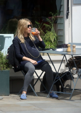Sienna Miller pic #510526