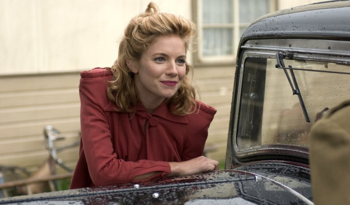 Sienna Miller pic #382257