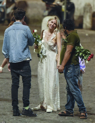 Sienna Miller pic #1154325