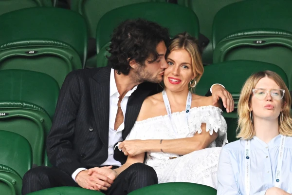 Sienna Miller pic #1306322