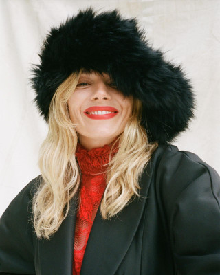 Sienna Miller pic #1178664