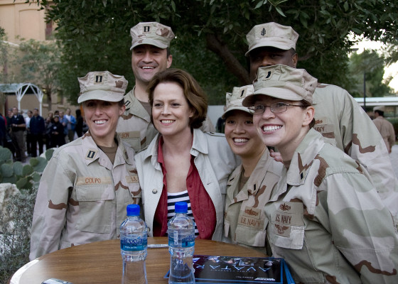 Sigourney Weaver pic #289055