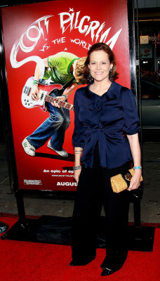 photo 16 in Sigourney Weaver gallery [id277435] 2010-08-13 00:00:00