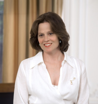 photo 13 in Sigourney Weaver gallery [id201554] 2009-11-18 00:00:00