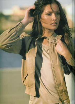 Solange Wilvert pic #121429