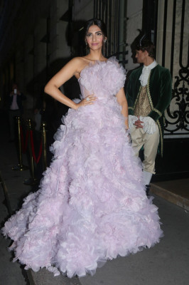 Sonam Kapoor pic #948414