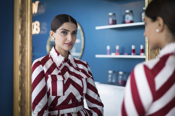 Sonam Kapoor pic #1082210