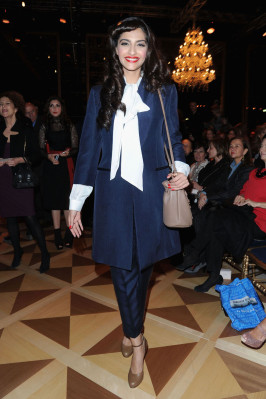 Sonam Kapoor pic #573771