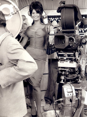 Sophia Loren pic #6874