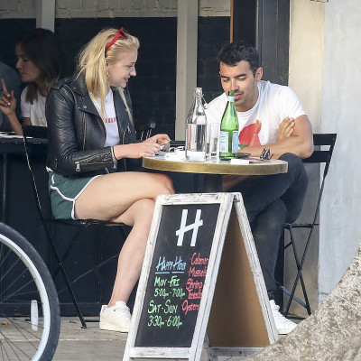 Sophie Turner (actress) pic #944270