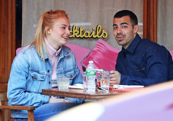 Sophie Turner (actress) pic #930688