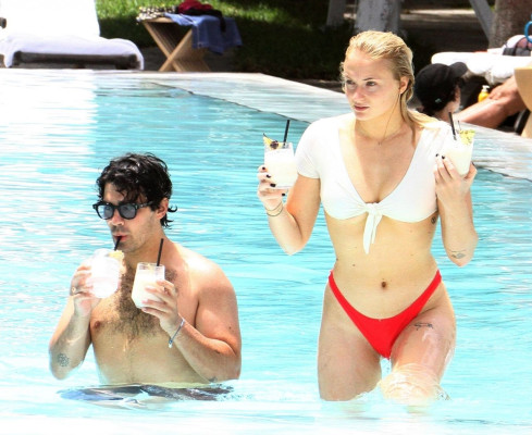 Sophie Turner (actress) pic #1059115
