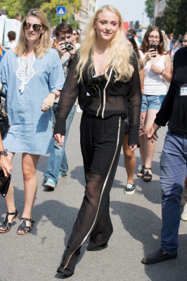 Sophie Turner (actress) pic #875321