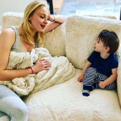 Sophie Turner (actress) pic #1075903