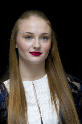 Sophie Turner (actress) pic #683837