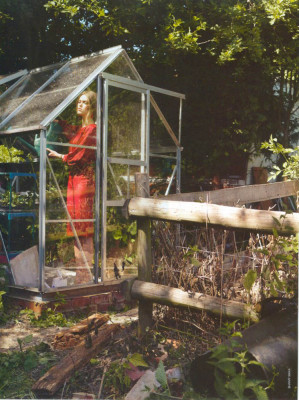 photo 12 in Sophie Vlaming gallery [id467517] 2012-03-30 00:00:00