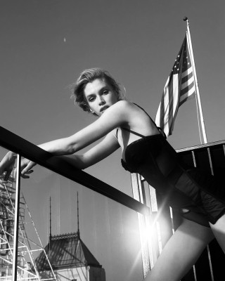 Stella Maxwell pic #1353902