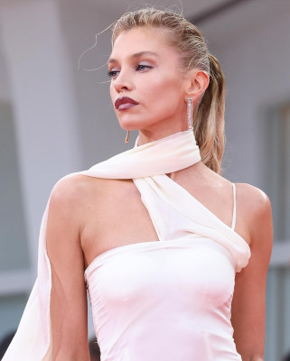 Stella Maxwell pic #1359807