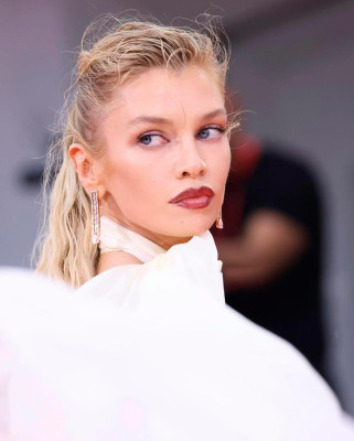 Stella Maxwell pic #1359805