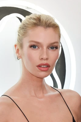 photo 23 in Stella Maxwell gallery [id1307038] 2022-08-05 00:00:00