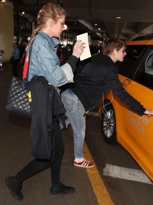 Stella Maxwell pic #1028673