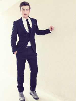 Sterling Beaumon pic #598097
