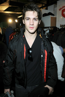 Steven R. McQueen pic #646827