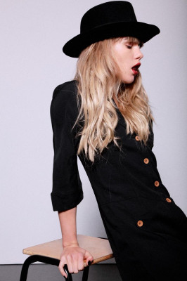 Suki Waterhouse pic #653112